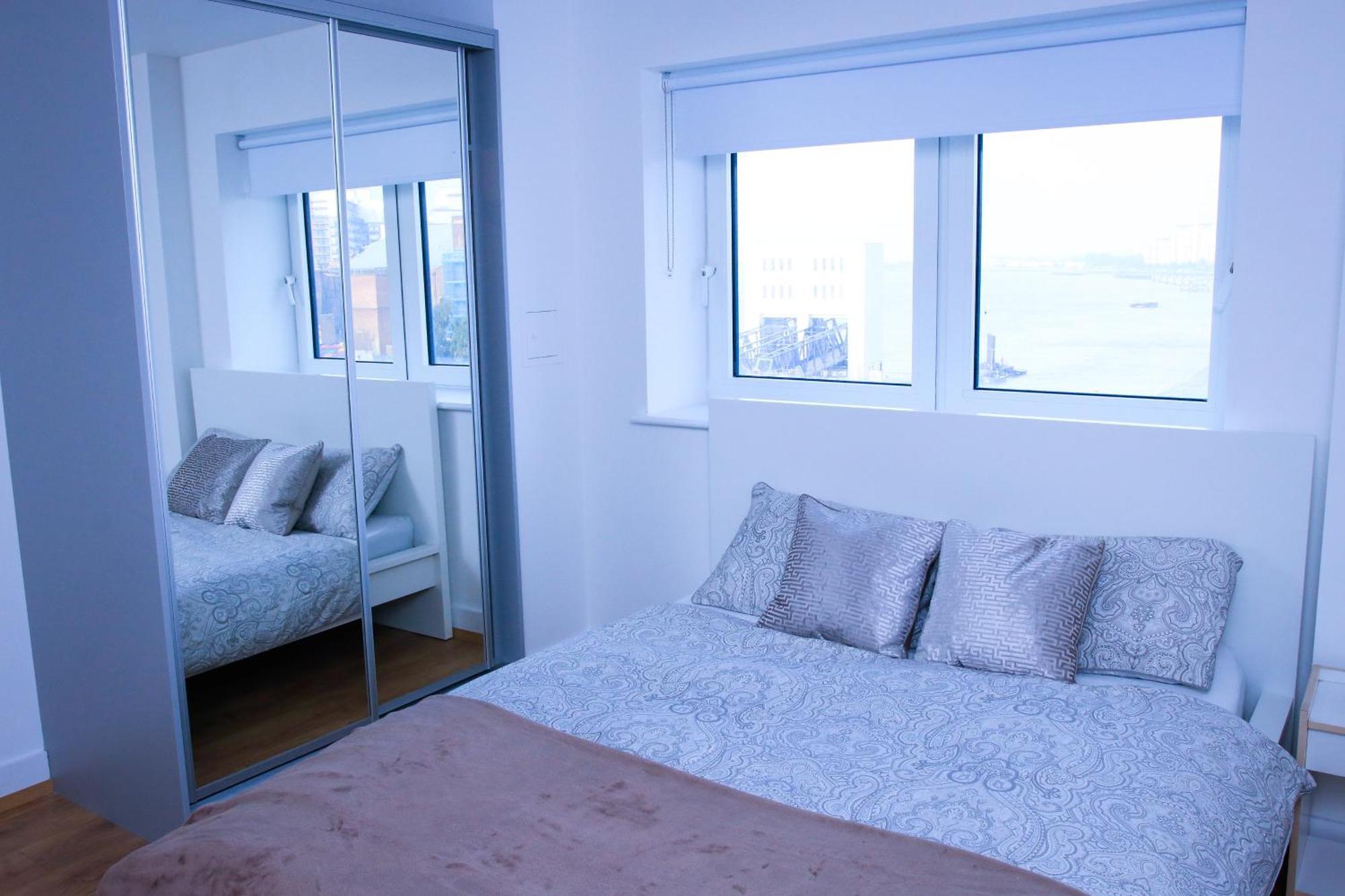 לונדון Fezza Luxury Apartment מראה חיצוני תמונה